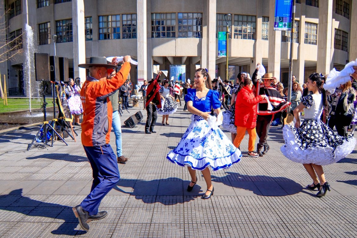 Lanzamiento Fiestas Patrias 1 web.jpg
